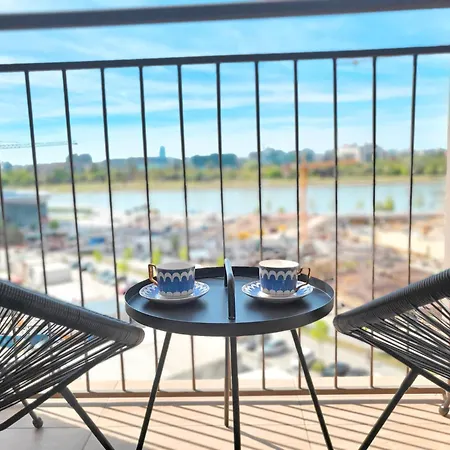 Appartement Panoramic View Premium Bw *